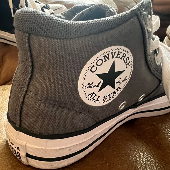 Converse Chuck Taylor All Star Malden Hi Sneakers - Picture 1 of 6